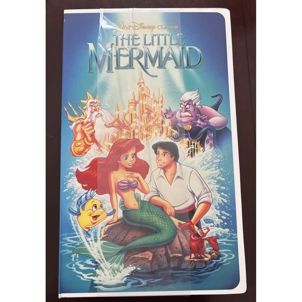 Disney The Little Mermaid Classic VHS Boxed Silk Touch Throw Blanket 50" × 70"